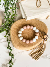 Load image into Gallery viewer, Silicone Beaded Wristlet Keychain: Green Gray Marble
