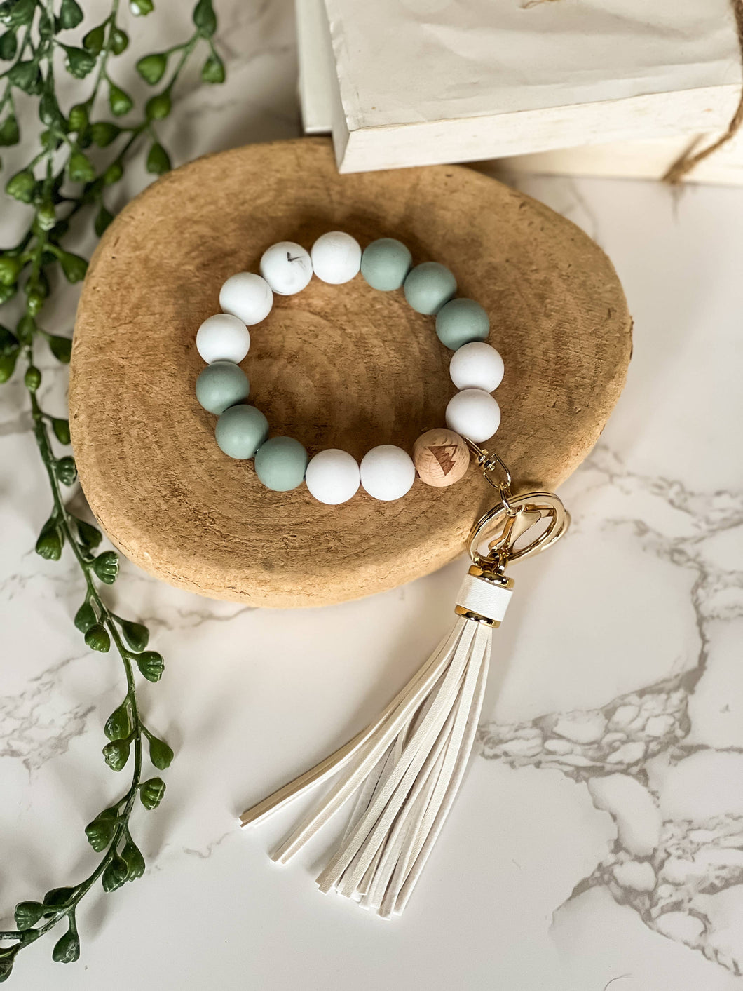 Silicone Beaded Wristlet Keychain: Green Gray Marble